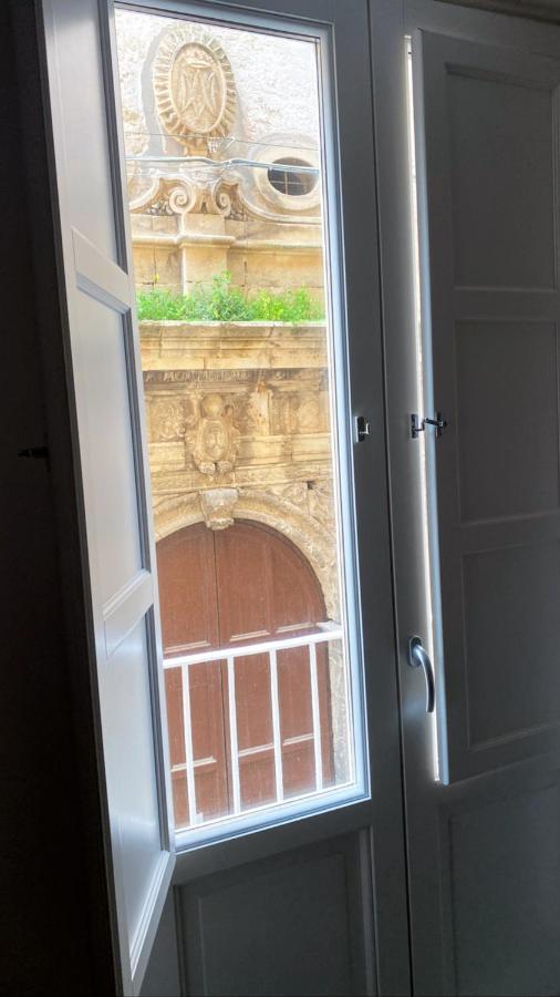 Principe Di Bigottia Hotel Trapani Buitenkant foto